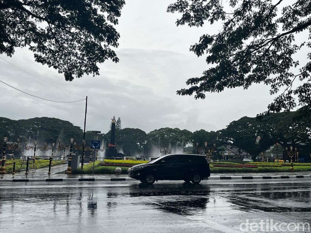 Cuaca Jawa Timur 12 Mei 2025, Hujan di Seluruh Wilayah Jatim